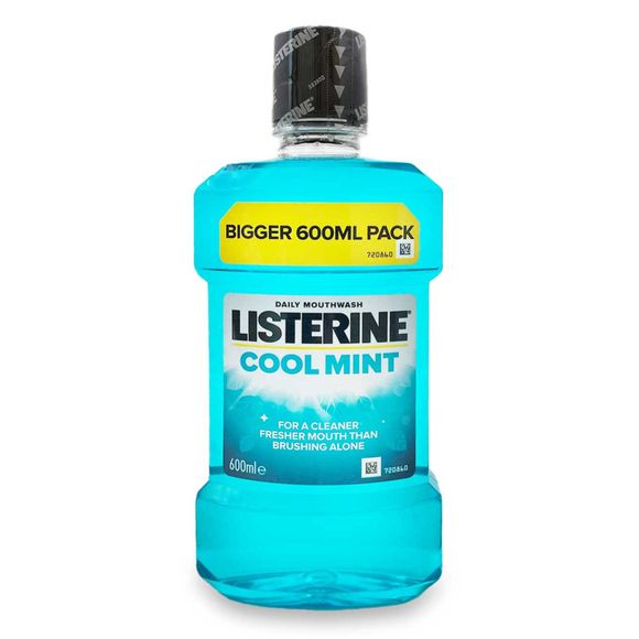 Listerine Essentials Cool Mint Mouthwash 600ml